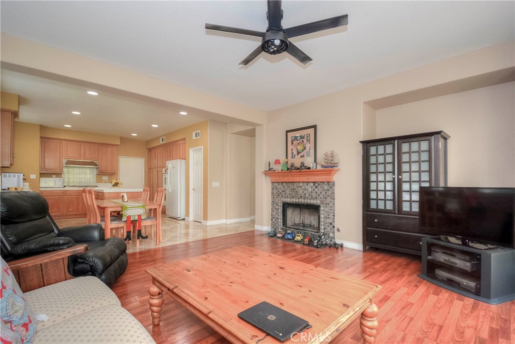 32 Via De La Valle Property Photo 17