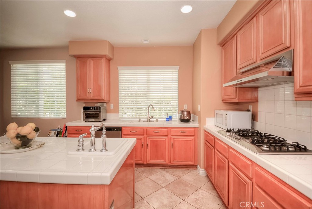 32 Via De La Valle Property Photo 21