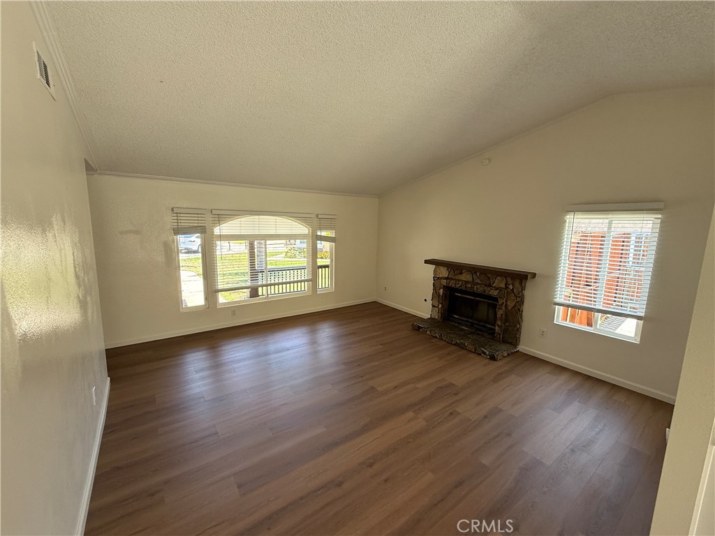 22672 Kirkby Property Photo 3