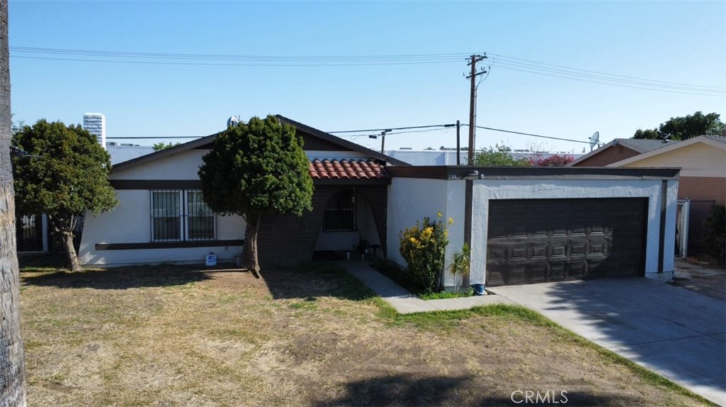 2949 Spruce St Property Photo 1
