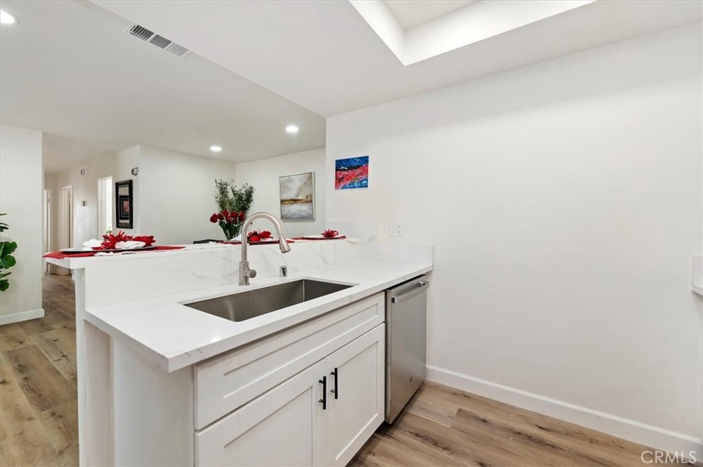 1015 Kent Property Photo 8