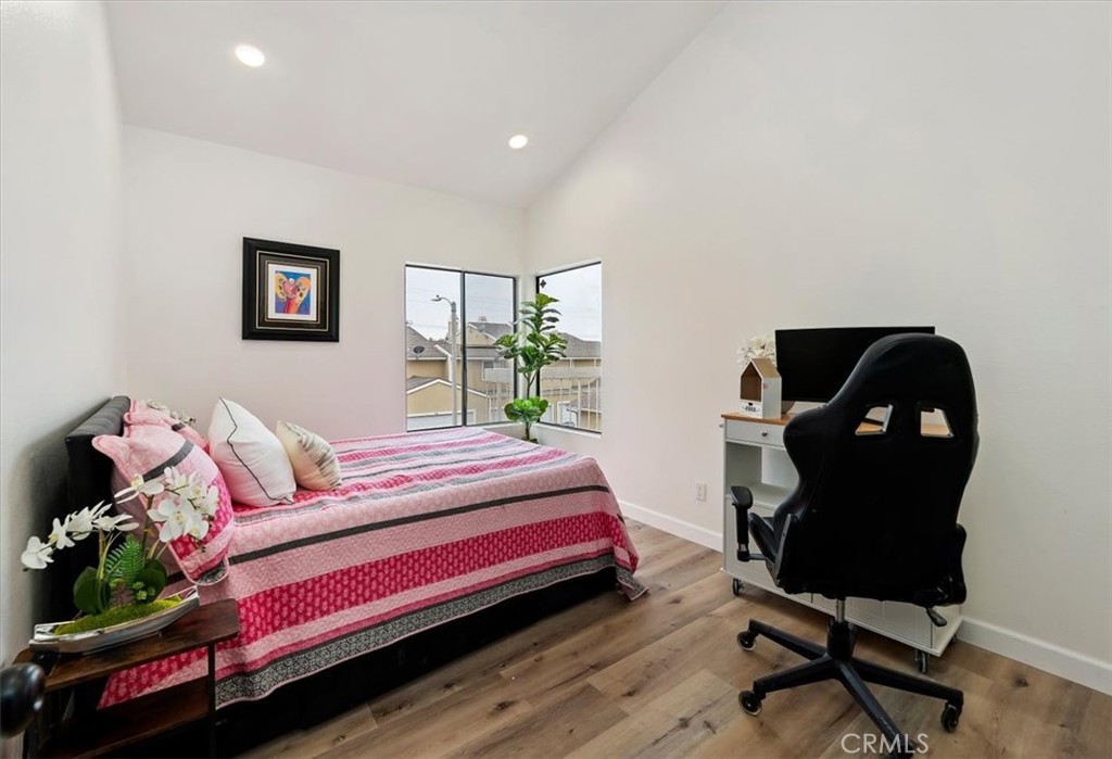 1015 Kent Property Photo 15