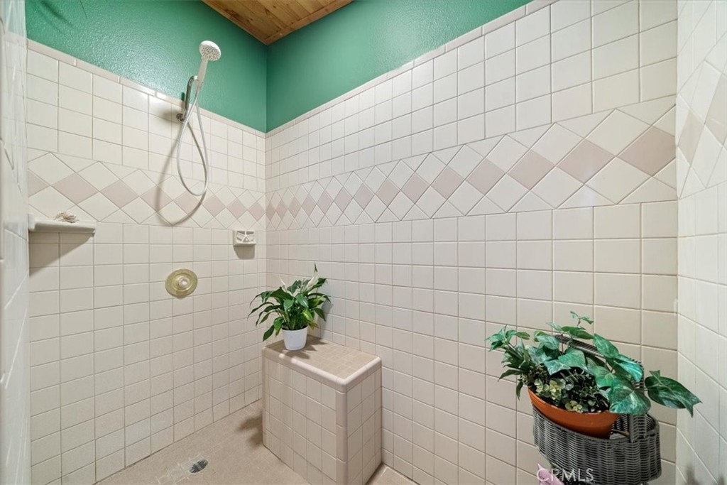 41775 Garstin Property Photo 24