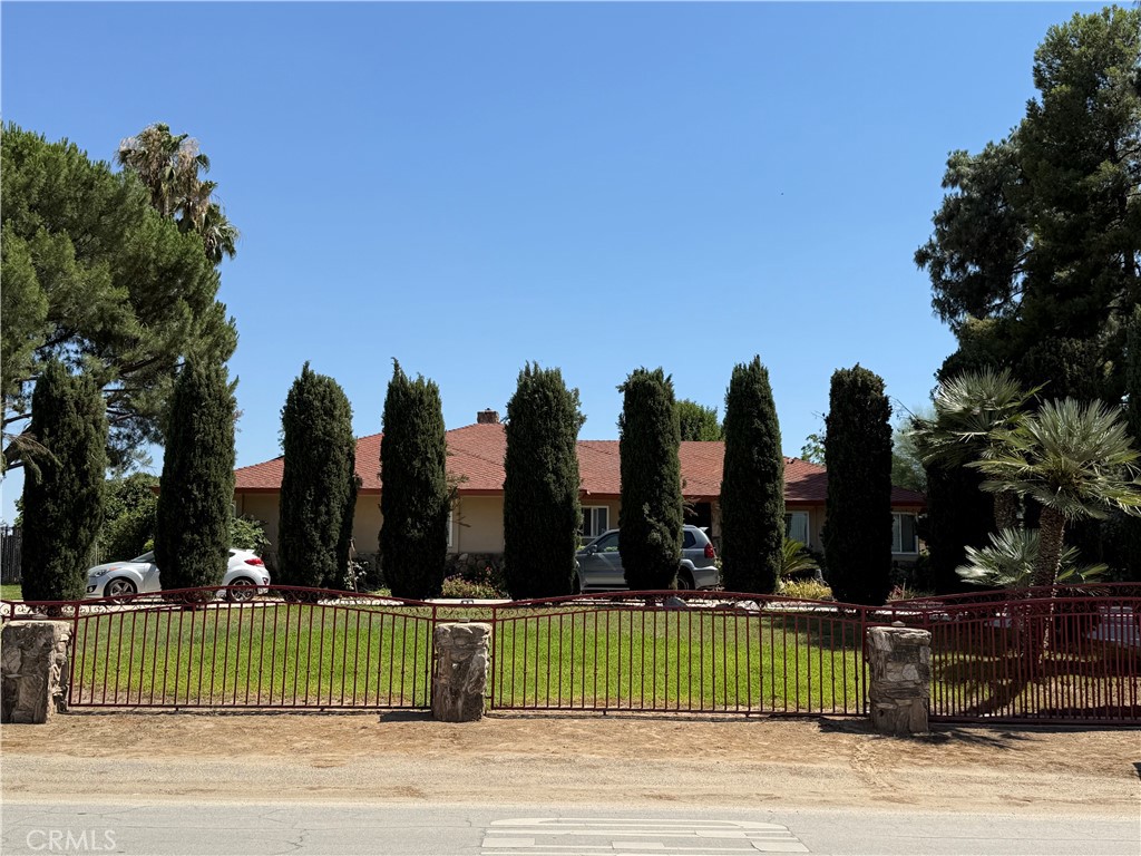 7701 Reynolds Property Photo
