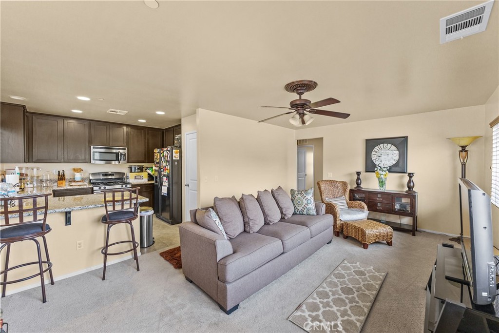 2055 N Colony Property Photo 17