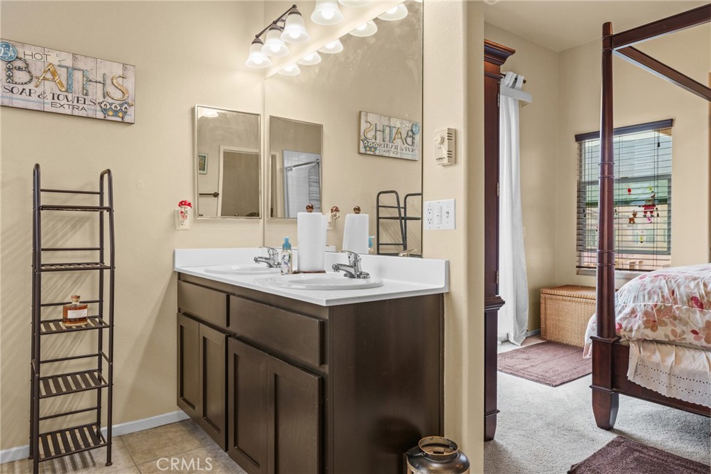 2055 N Colony Property Photo 29