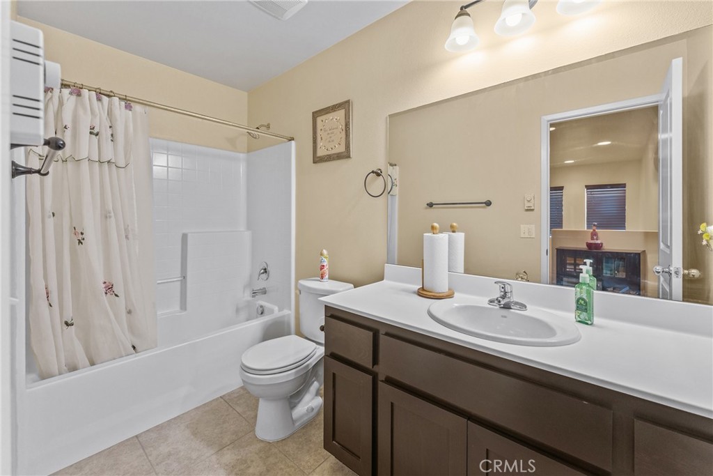 2055 N Colony Property Photo 34