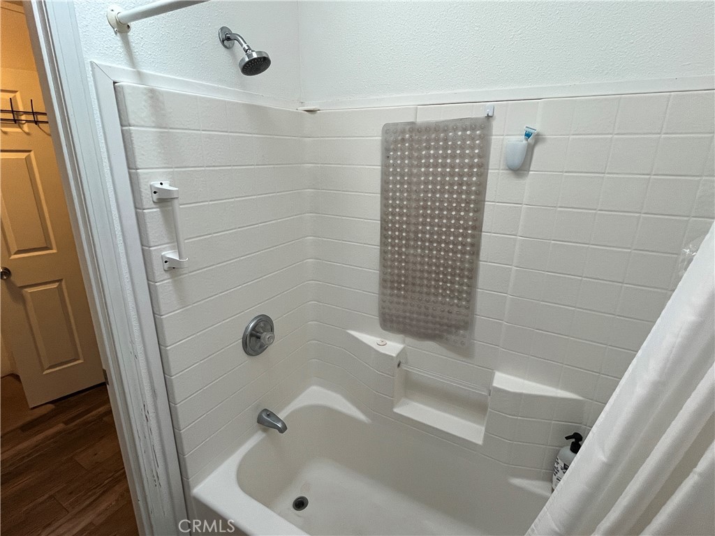 39950 7 Oaks 41 Property Photo 17