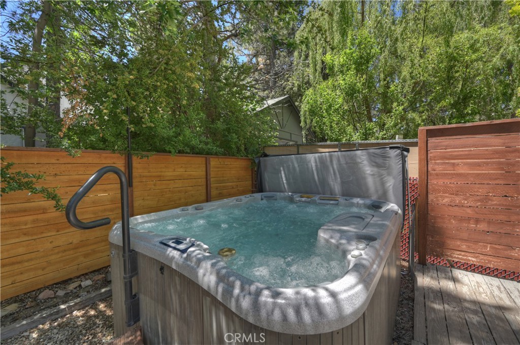 218 E Barker Boulevard Property Photo 12