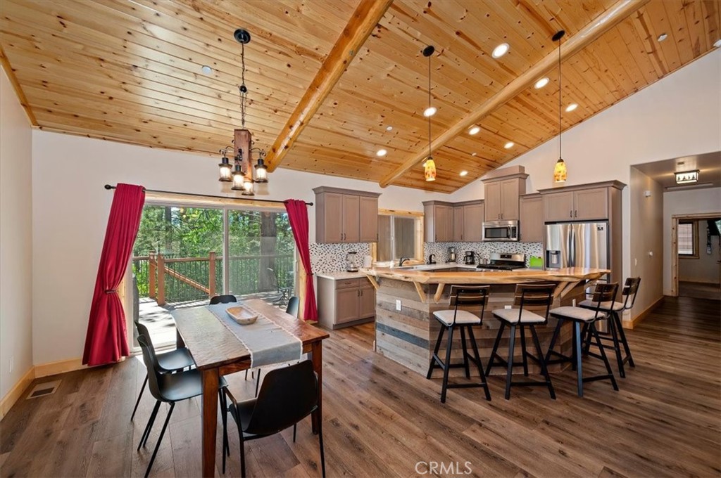 374 Northern Cross Property Photo 10