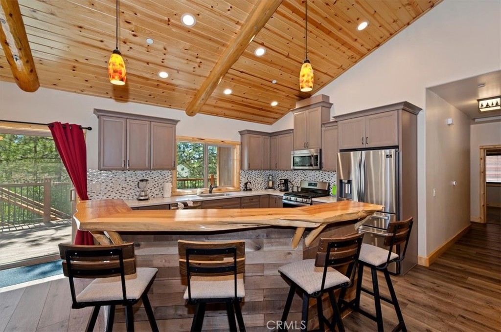 374 Northern Cross Property Photo 12