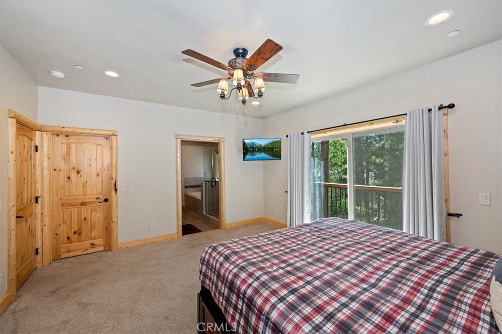 374 Northern Cross Property Photo 19