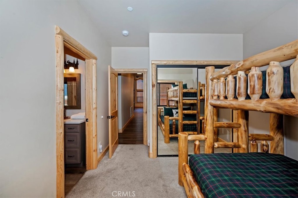 374 Northern Cross Property Photo 25