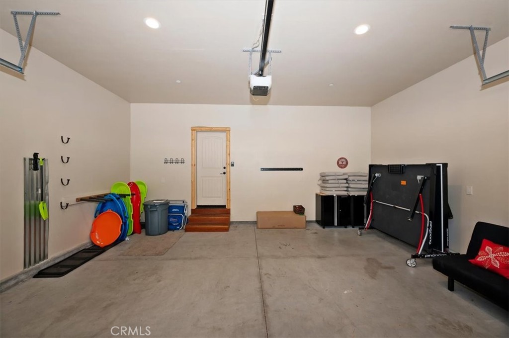 374 Northern Cross Property Photo 31