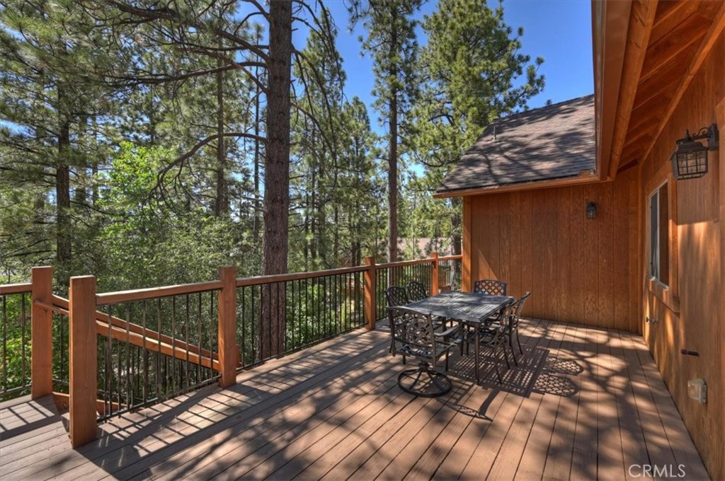 374 Northern Cross Property Photo 32