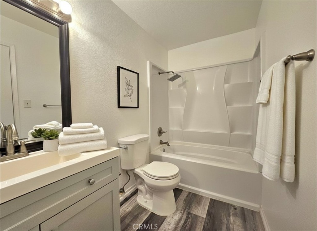 2255 Cahuilla St 56 Property Photo 4