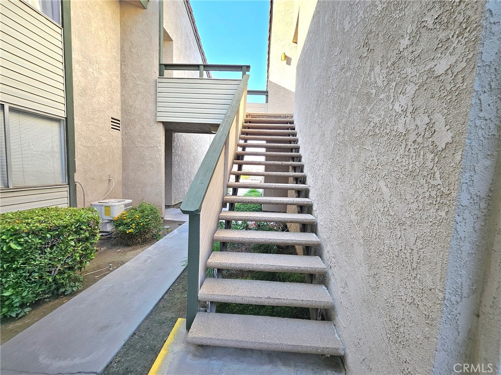 2255 Cahuilla St 56 Property Photo 11