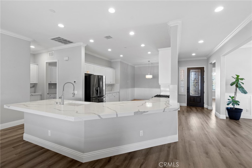 1535 Edgebrook Property Photo 12
