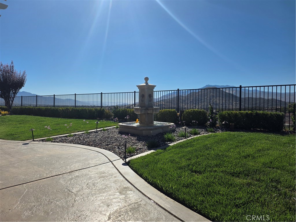 1535 Edgebrook Property Photo 45