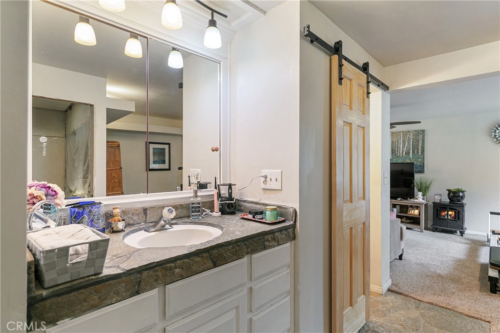 27935 St Bernard Property Photo 16