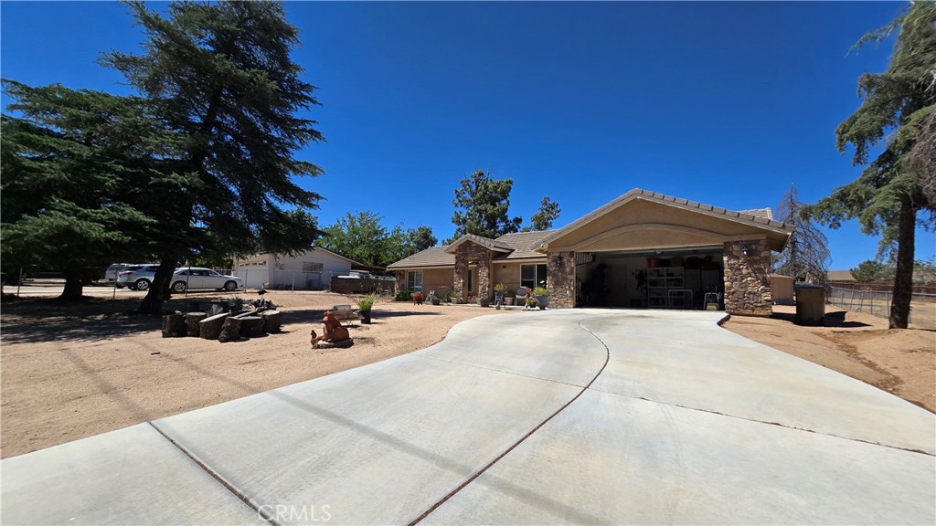16650 Cactus Street Property Photo 5