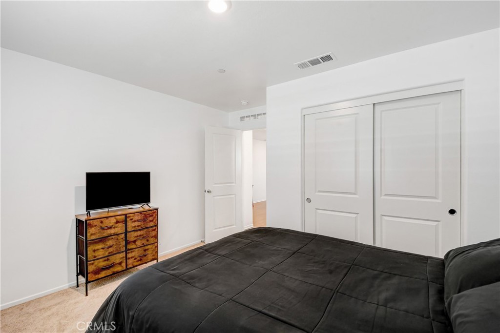 584 Directo Property Photo 15
