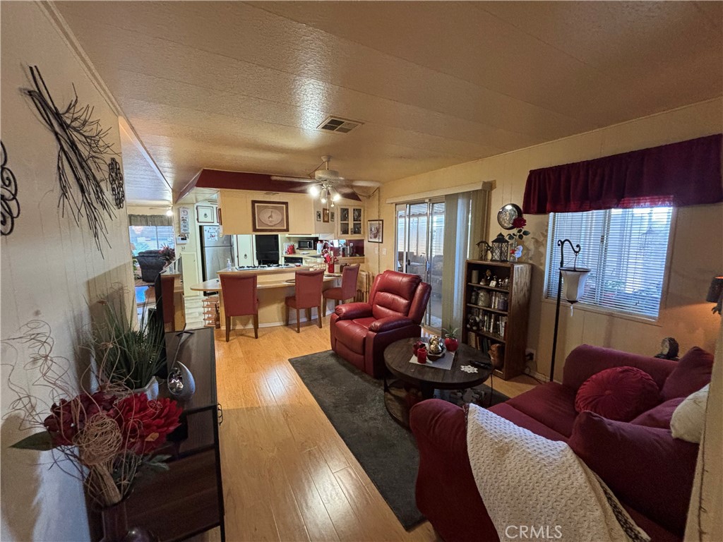 655 E Main Street 101 Property Photo 11