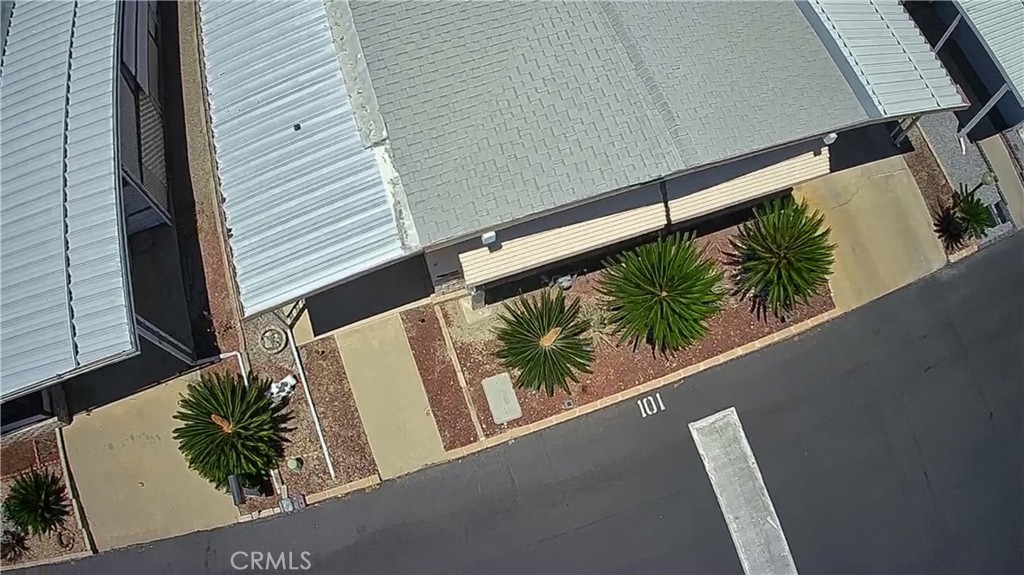 655 E Main Street 101 Property Photo 25