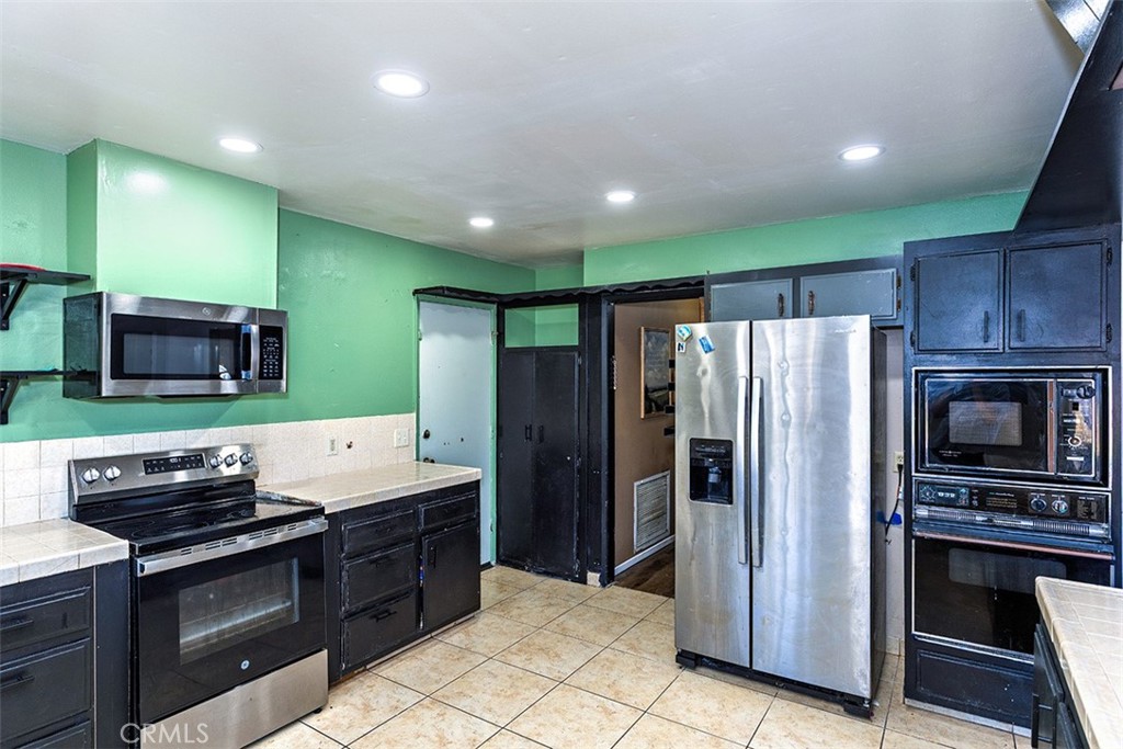 25459 Bellview Property Photo 13