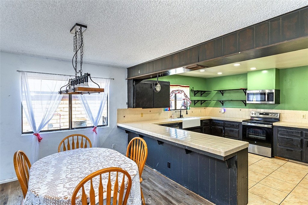25459 Bellview Property Photo 14