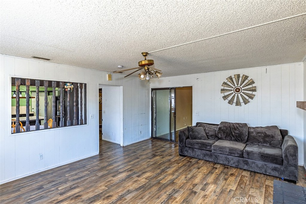 25459 Bellview Property Photo 17