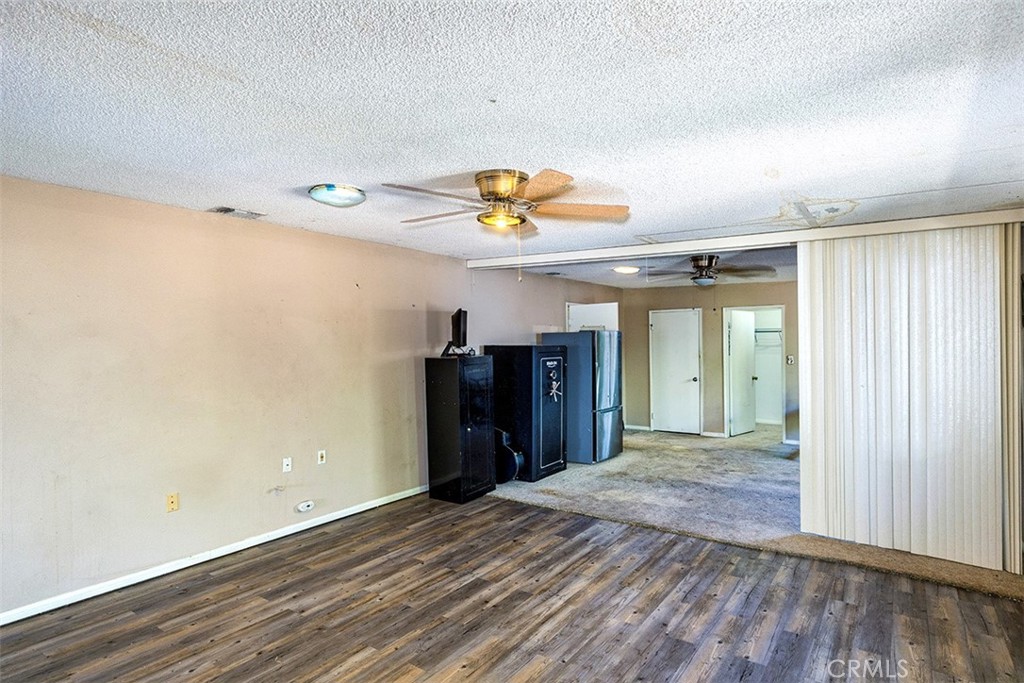 25459 Bellview Property Photo 23