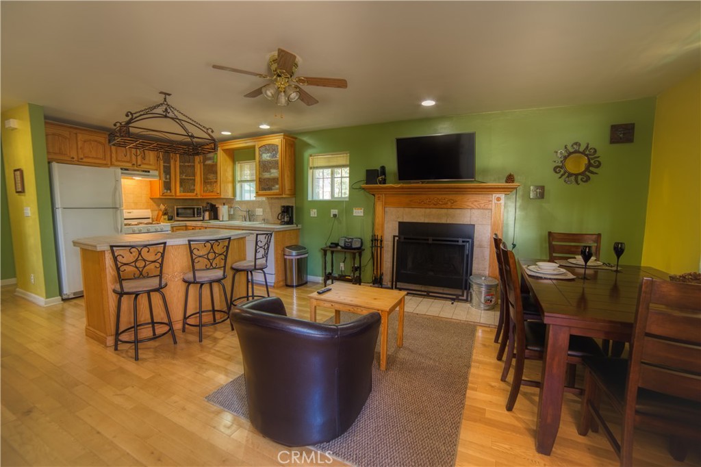 2044 Shady Property Photo 5