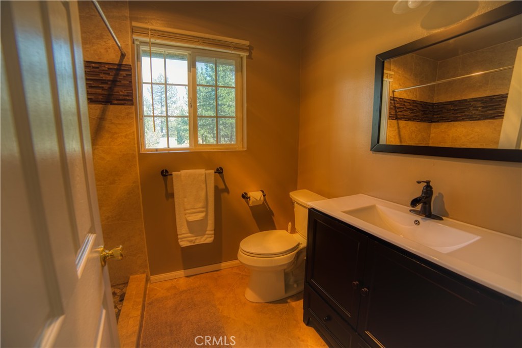 2044 Shady Property Photo 13