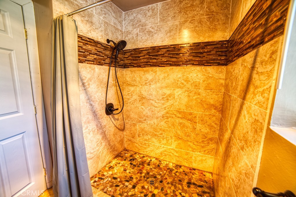 2044 Shady Property Photo 14