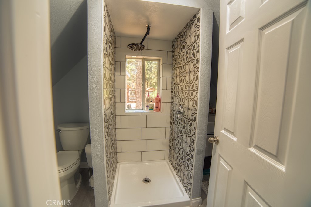 2044 Shady Property Photo 20