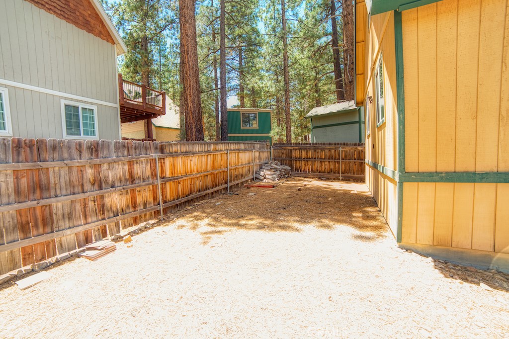 2044 Shady Property Photo 24