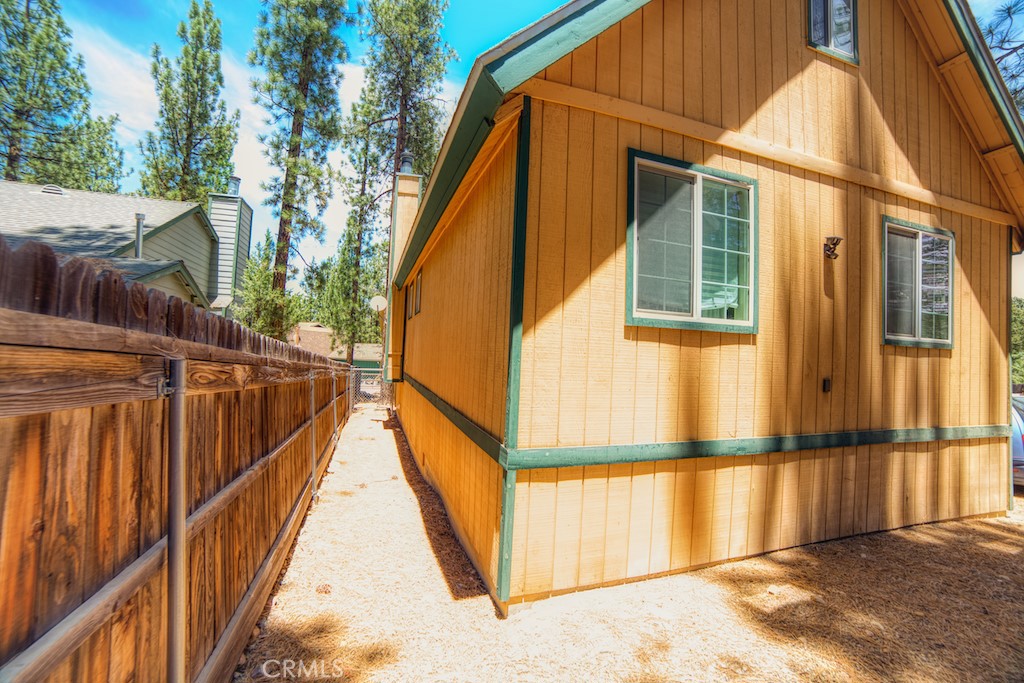 2044 Shady Property Photo 27