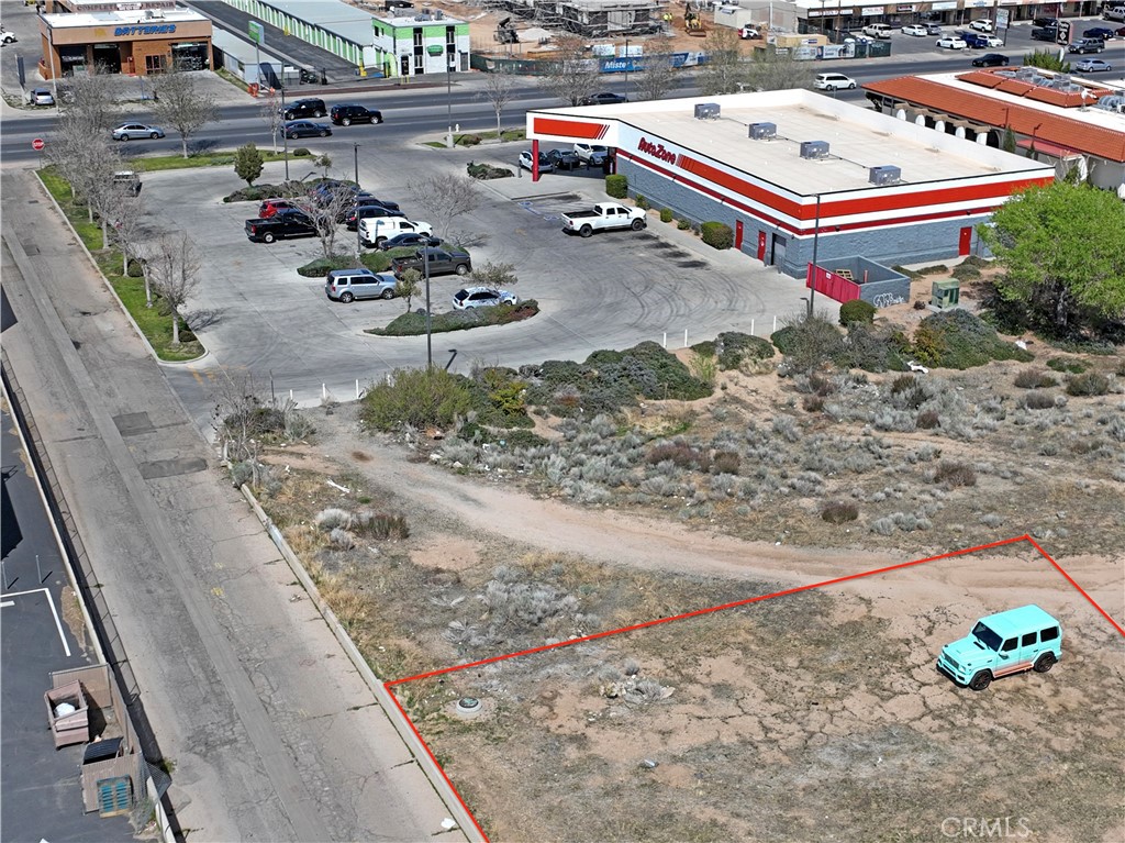 0 Main Property Photo 10