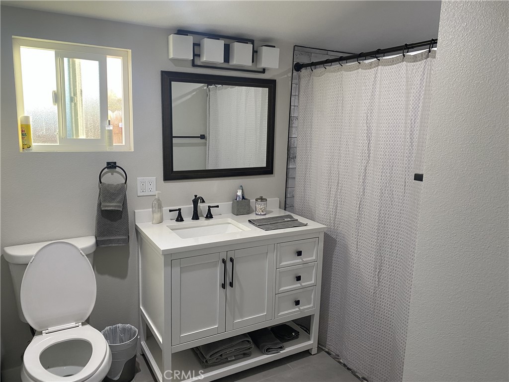 3842 Hillside Property Photo 27