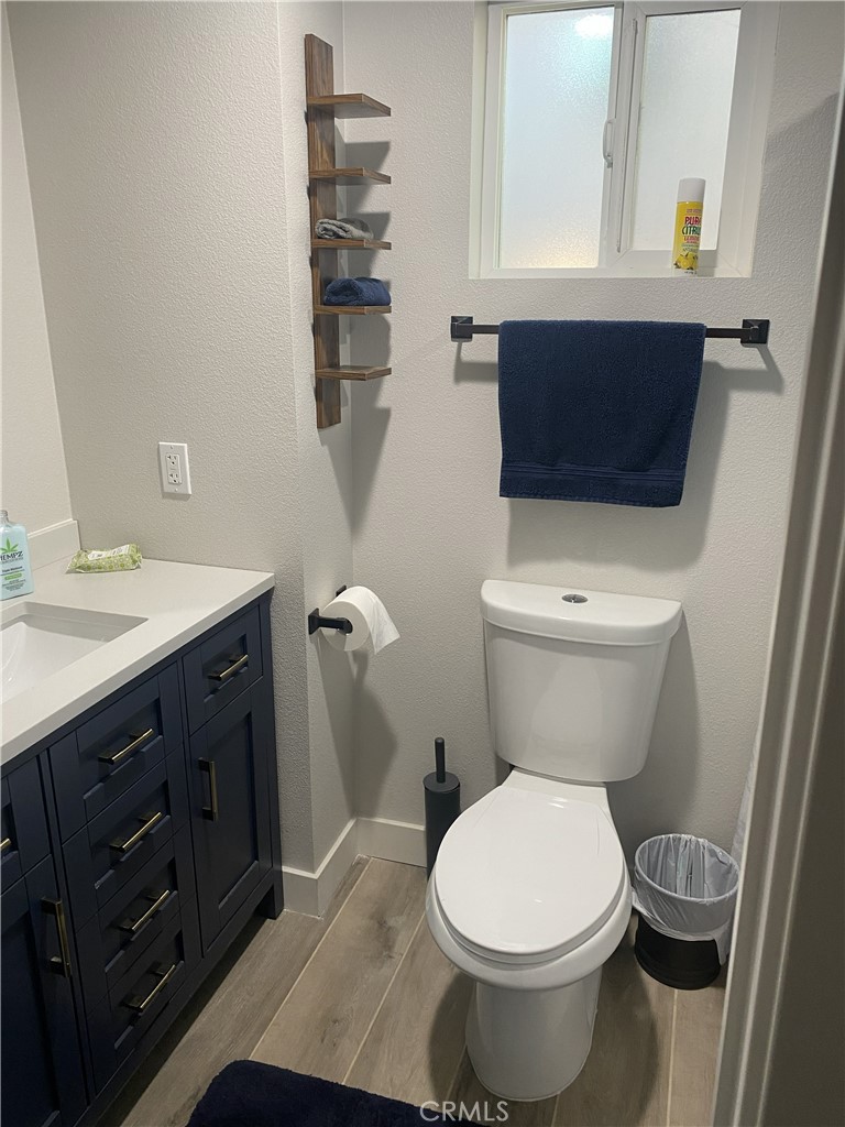 3842 Hillside Property Photo 31