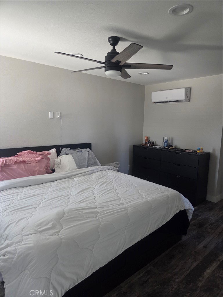 3842 Hillside Property Photo 33