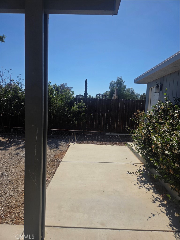3842 Hillside Property Photo 39