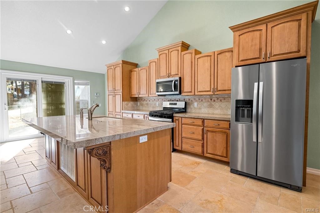 301 S Shakespeare Ln Property Photo 2