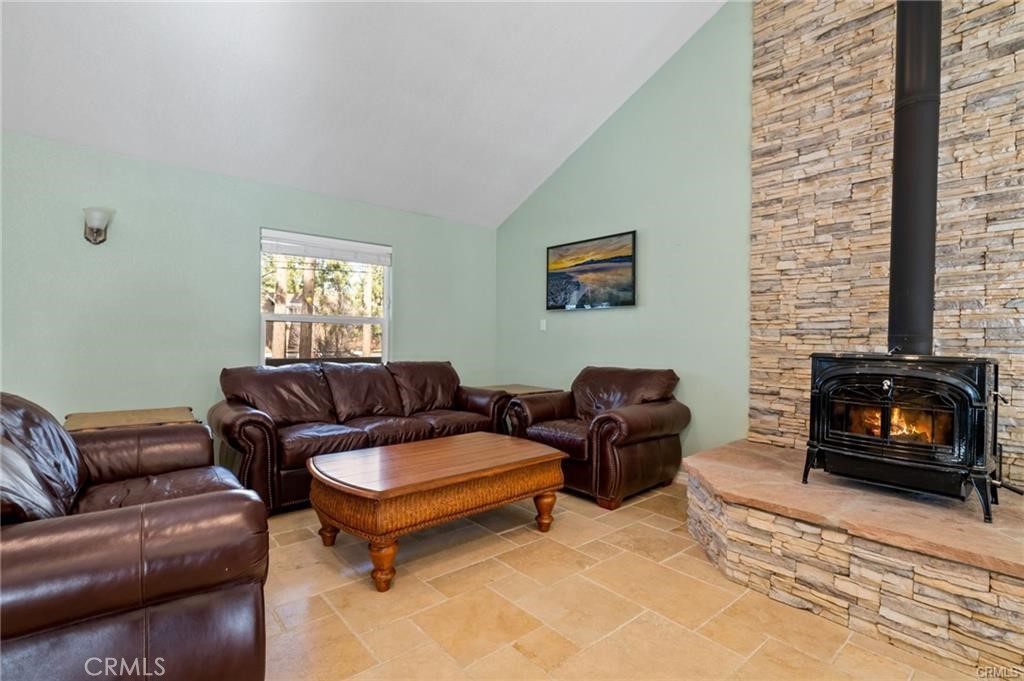 301 S Shakespeare Ln Property Photo 5