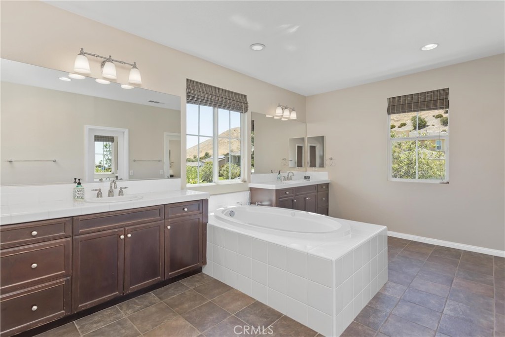 33369 Gold Mountain Road Property Photo 27