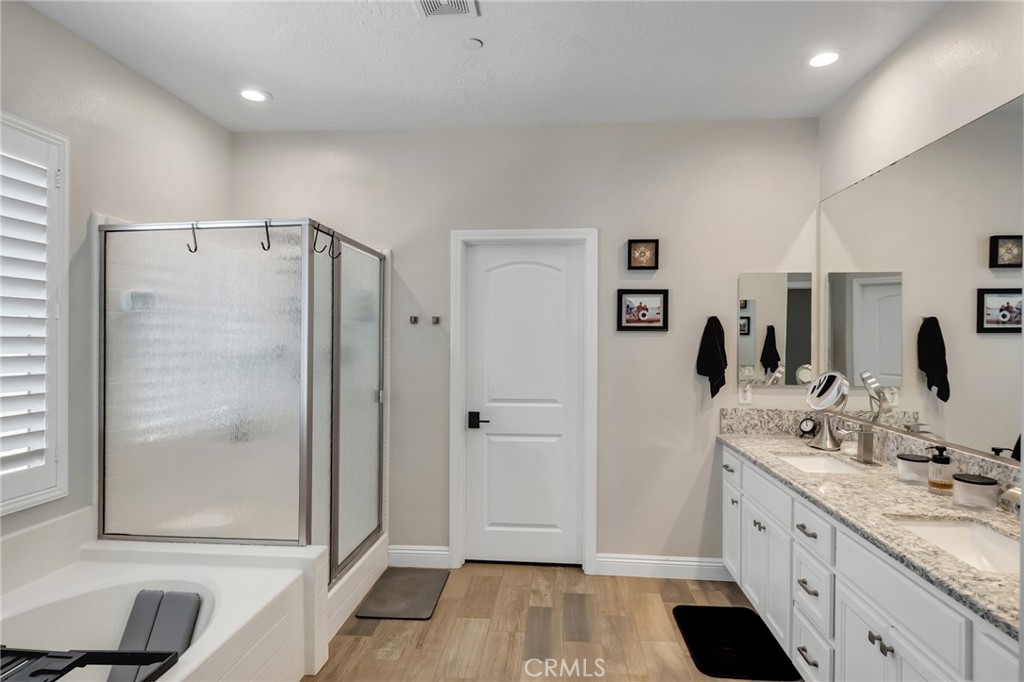 6694 Paw Paw Property Photo 15