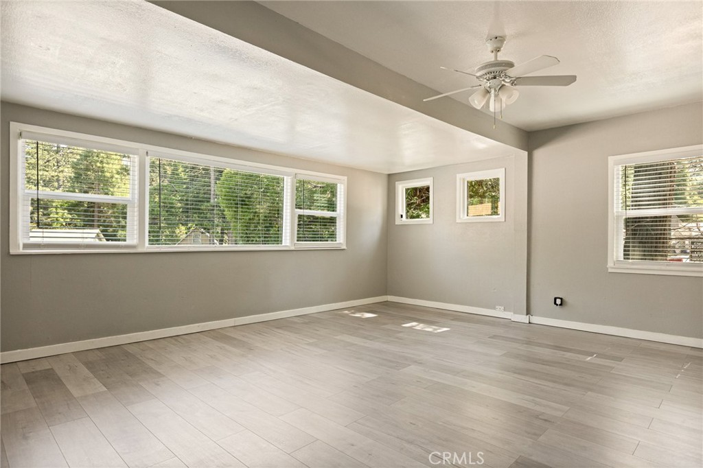 23035 Waters Property Photo 5