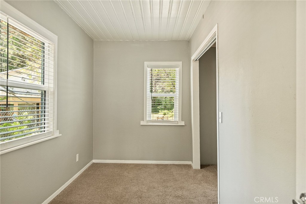 23035 Waters Property Photo 15
