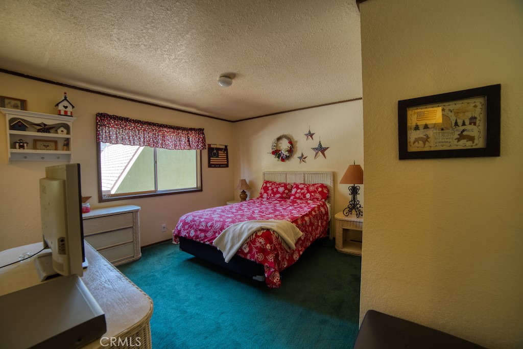 489 Hillen Dale Property Photo 7